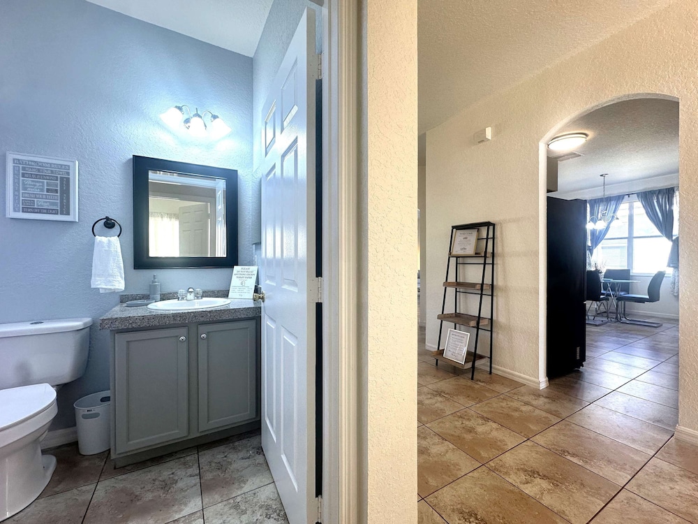 Family Villa 5 Bedroom Near Disney World