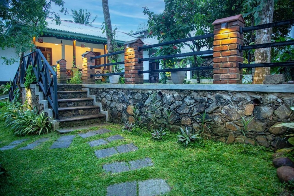 Sleeperwood Villa