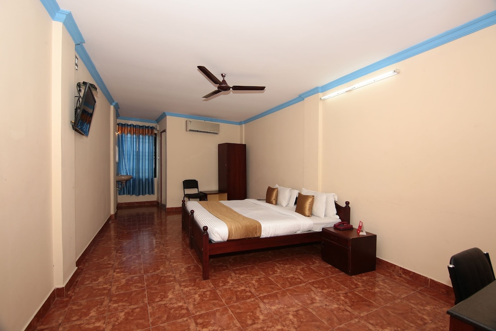 OYO 6711 Geojo Residency
