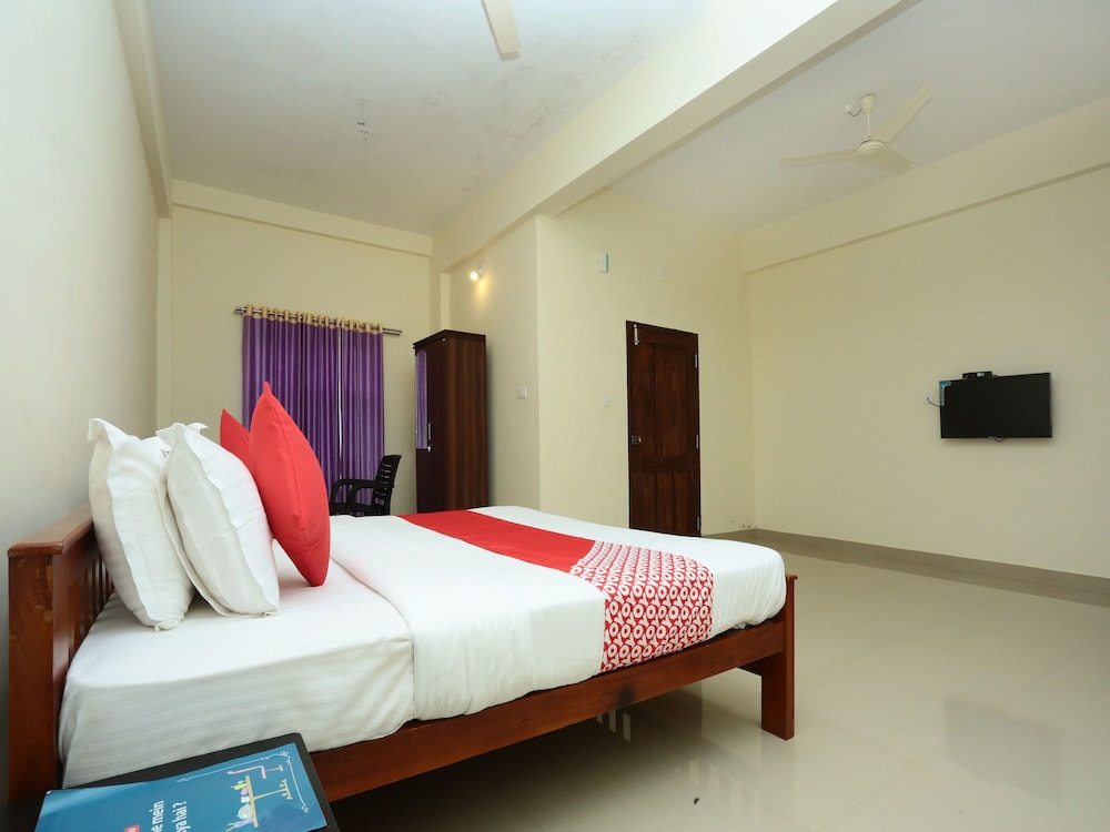 OYO 11516 Wayanad Royal Stream