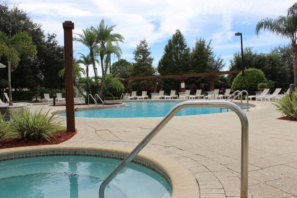 Aco225186 - Lucaya Village - 4 Bed 3 Baths Townhome - Image 2