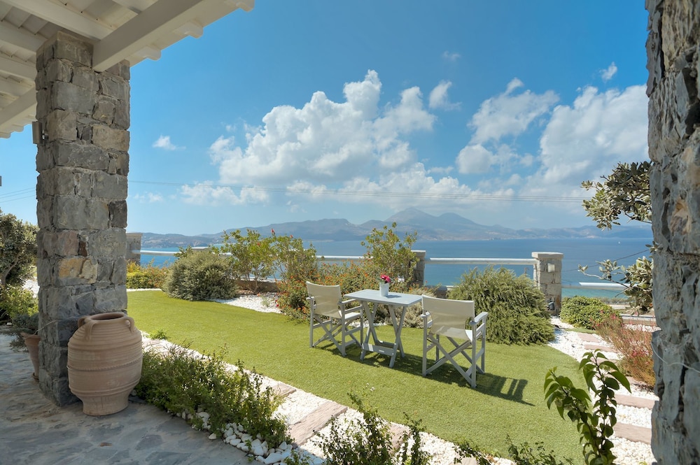 Miland Suites