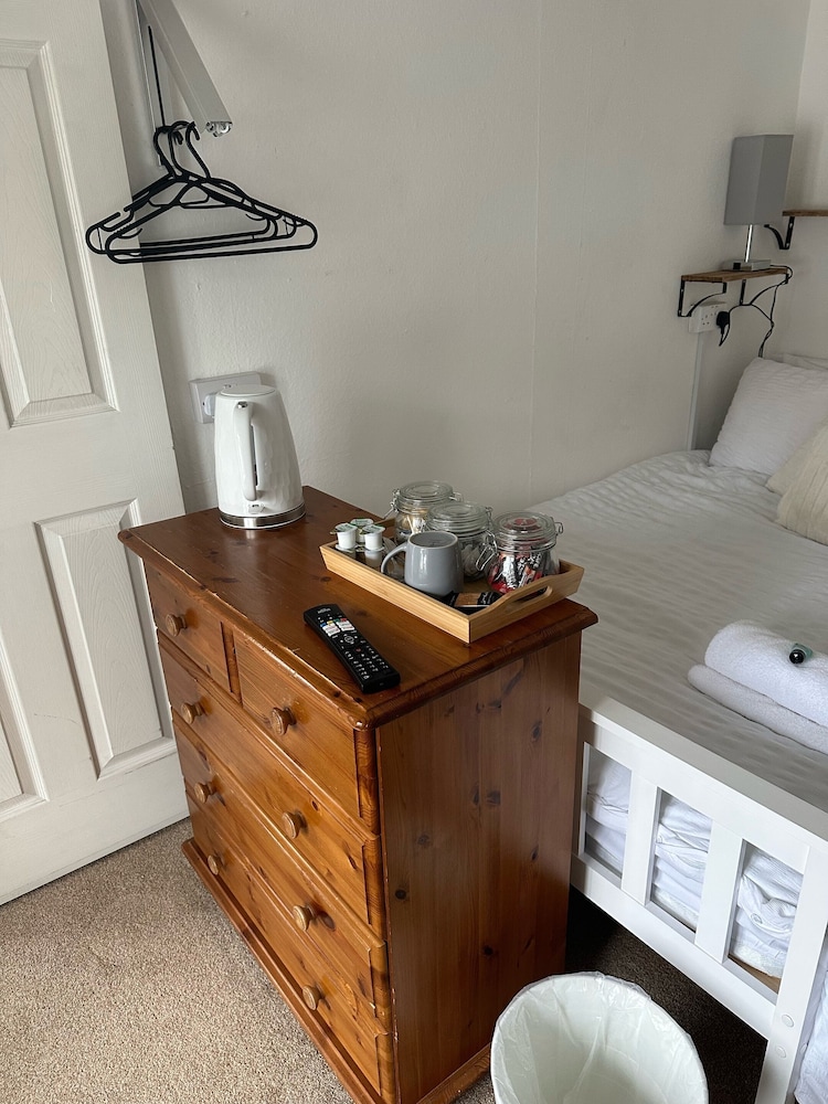 Kings Arms Inn