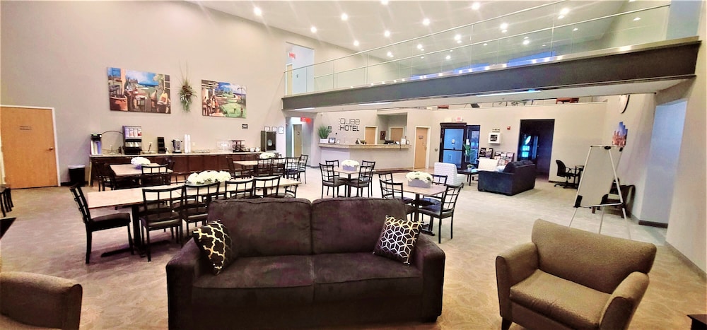 Qube Hotel