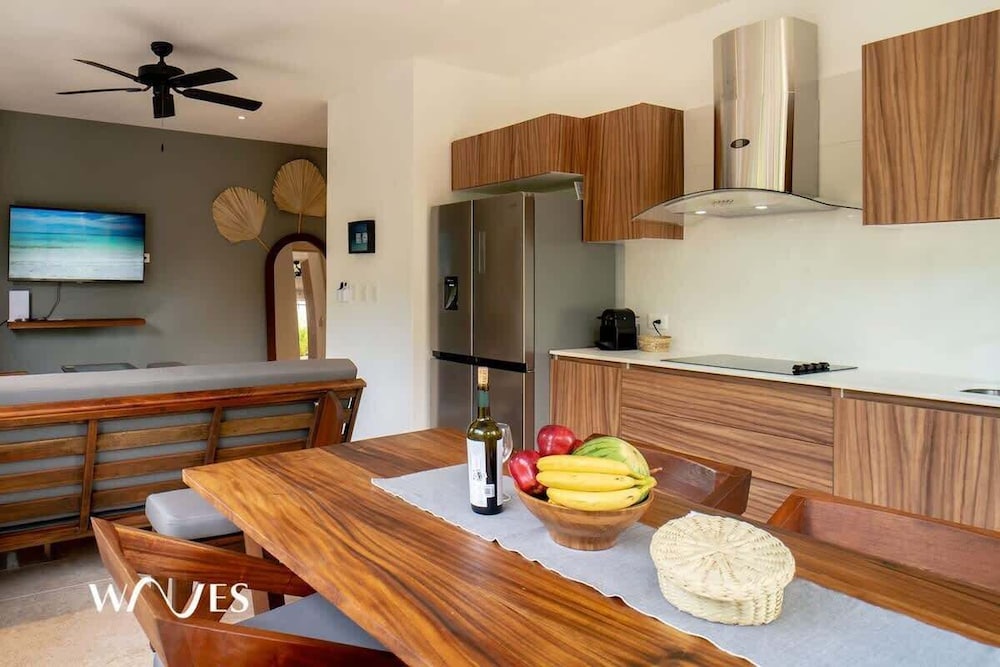 1 Br. Great Located Pool + Gym + Coworking