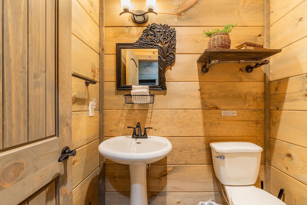 Rambling Ridge Lodge Endless Amenities Fun Indoor Pool Hot Tub A Arcade Game Room