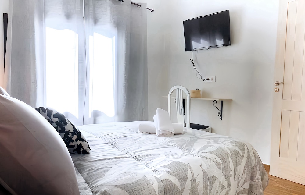 Apartment Alegranza in the Beautiful Village of Mozaga, Lanzarote