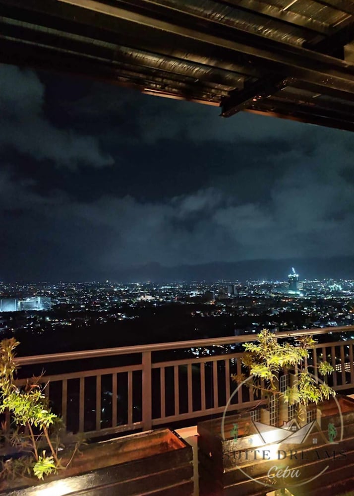 Cebu Vacations - Cozy Furnished Condo near I.T. Park - Property Image 16