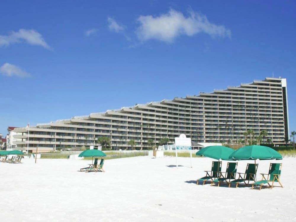 Hotel Edgewater by Southern Vacation Rentals - Image 1