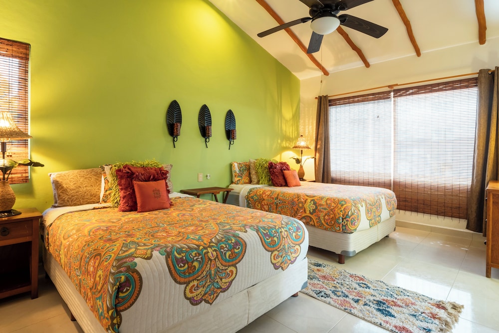 3 Bedroom villa with pool - Mayamar G9 view 3
