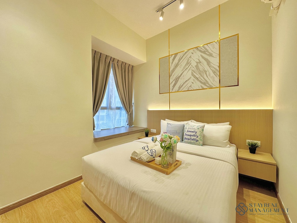 Country Garden Danga Bay Sea View Homestay by Stayrene