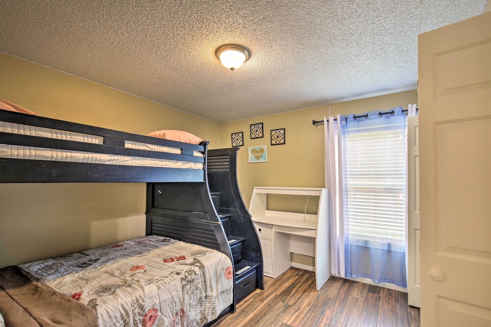 San Antonio Vacations - Family Retreat  1 Mi to Hill Country Mile! - Property Image 5