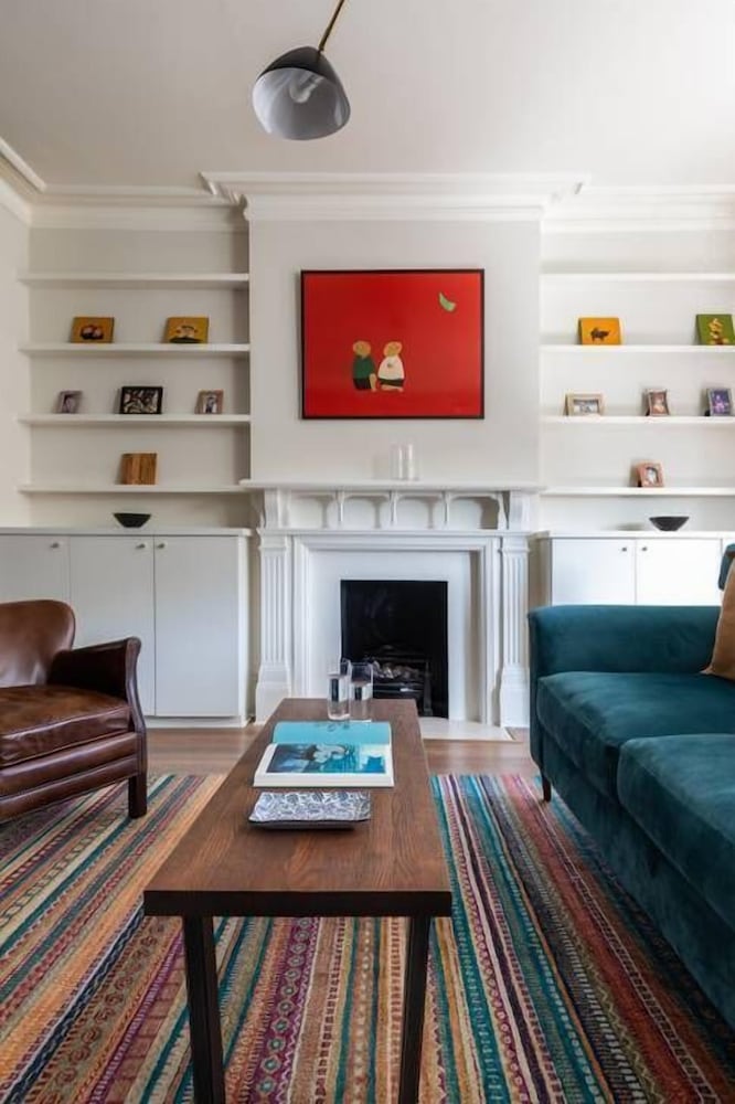 Abingdon Road IV by Onefinestay