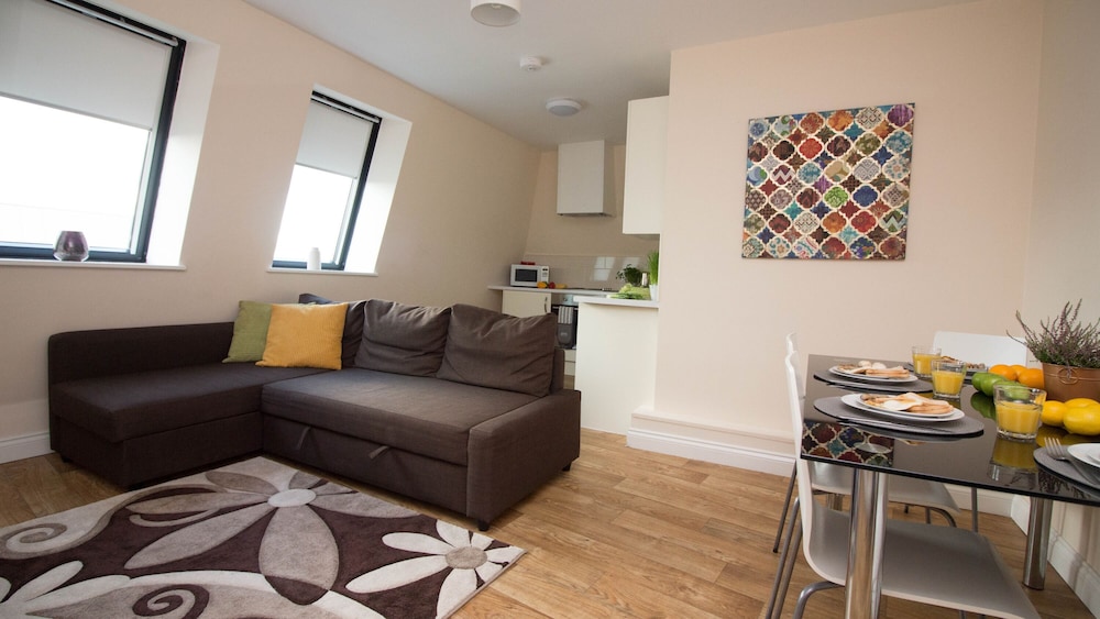 Stayzo Serviced Accommodation 16 Premier Lodge