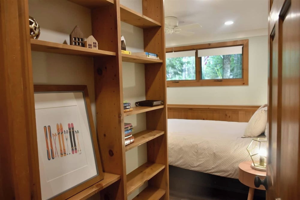 Guest House at Waters Edge
