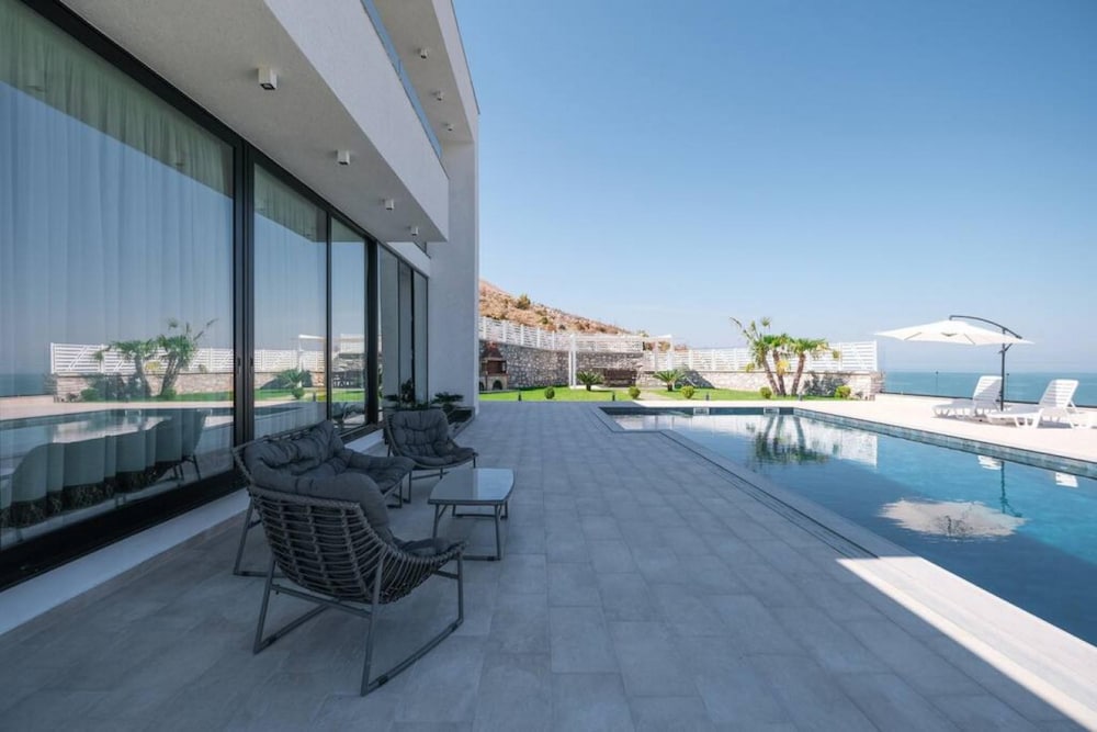 The Panoramic Villa in Shkod r