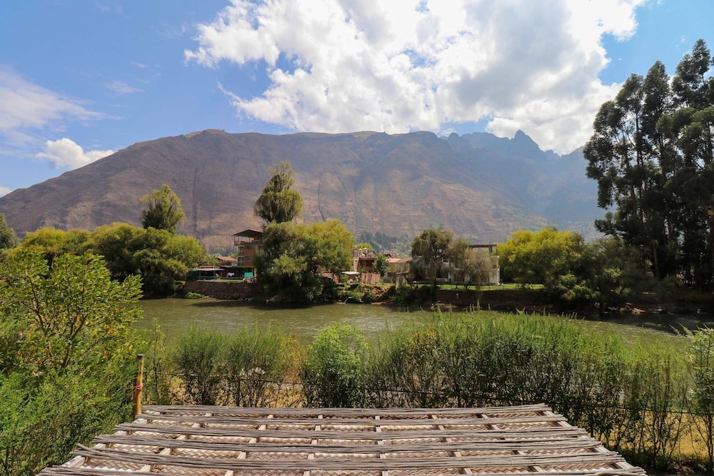 w Majestic 3BR House in Villa Sagrado