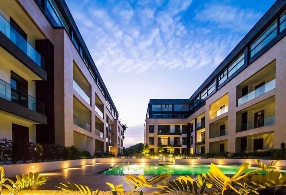 Loxwood Apartment