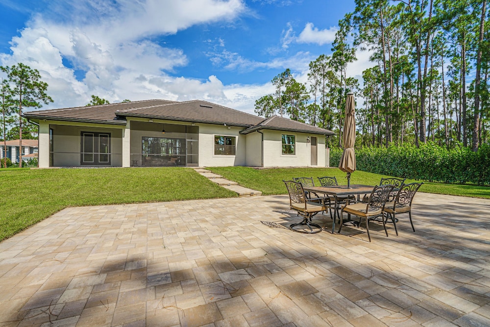 Lehigh Acres Home ~ 7 Mi to River! view 2
