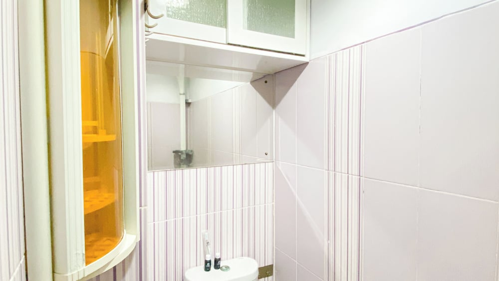 Good And Homey 1Br Apartment Mt Haryono Residence