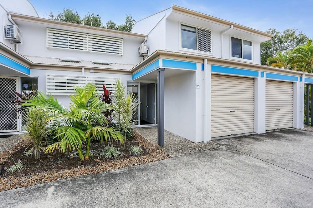 Hotel Ivory Palms Resort - Image 1