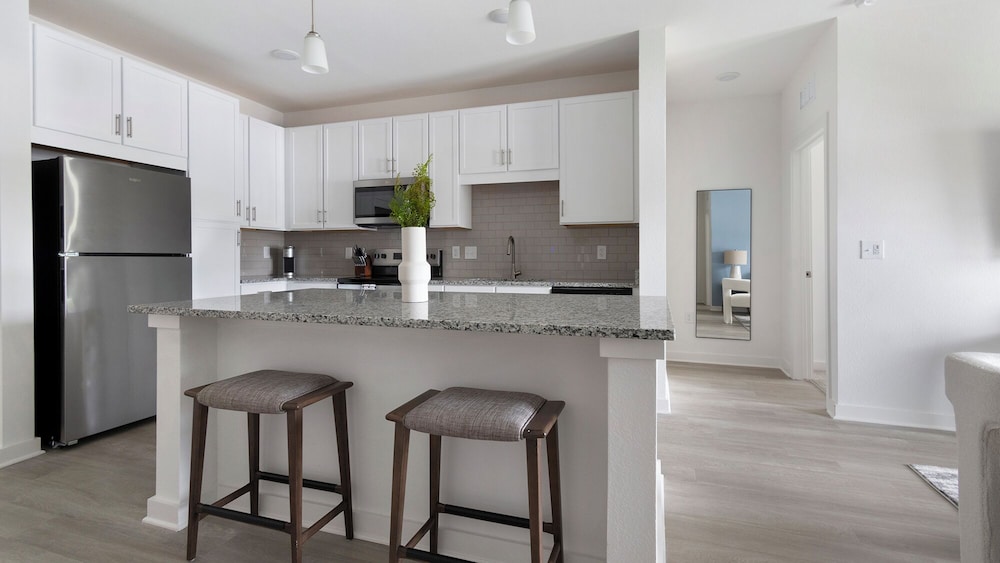 Landing Apartments near JAX