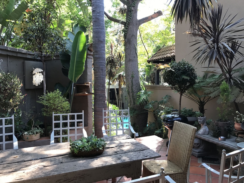 Waterhouse Guest Lodges 295 Indus Street