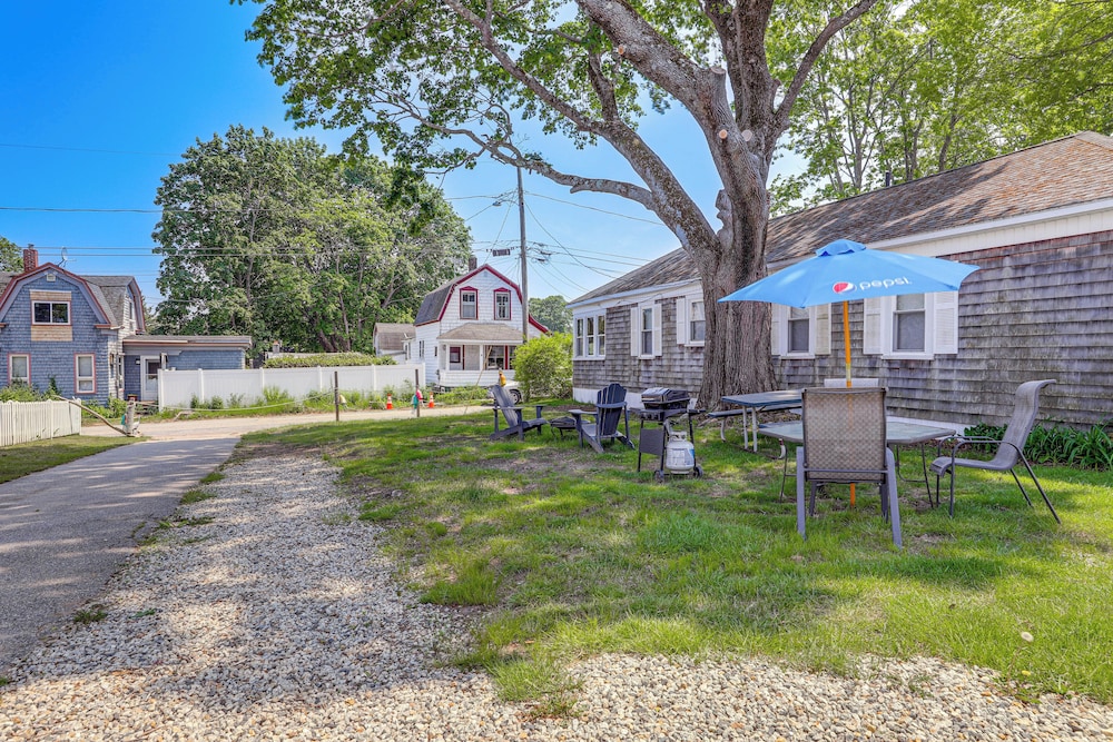 Walk to Pier & Ocean: Apt in Old Orchard Beach!