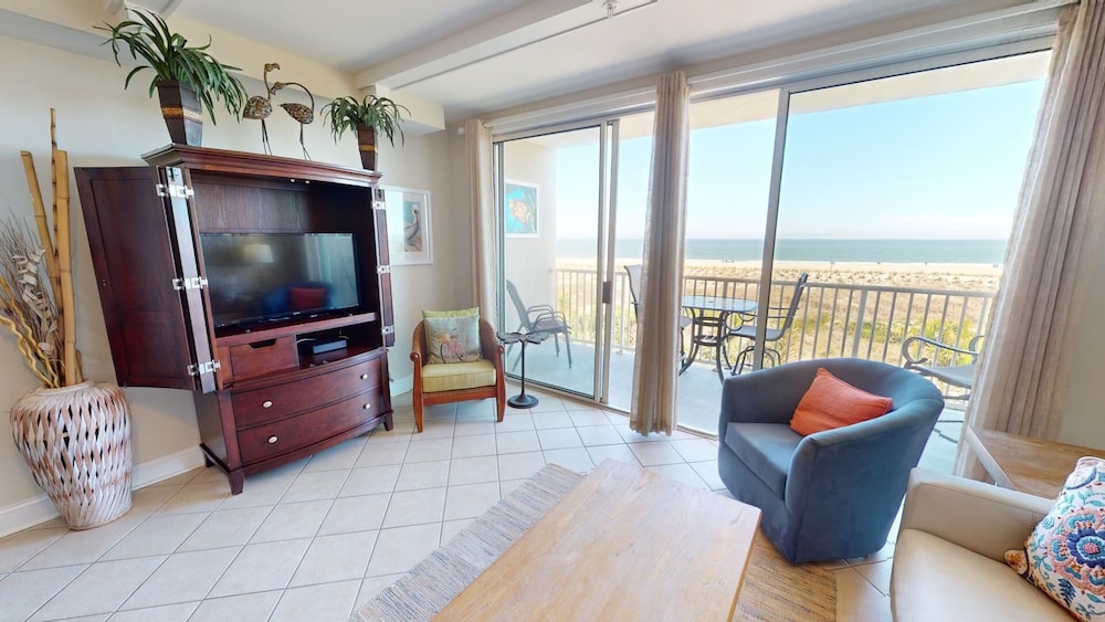 Ocean Song 2 by Tybee Vacation Rentals