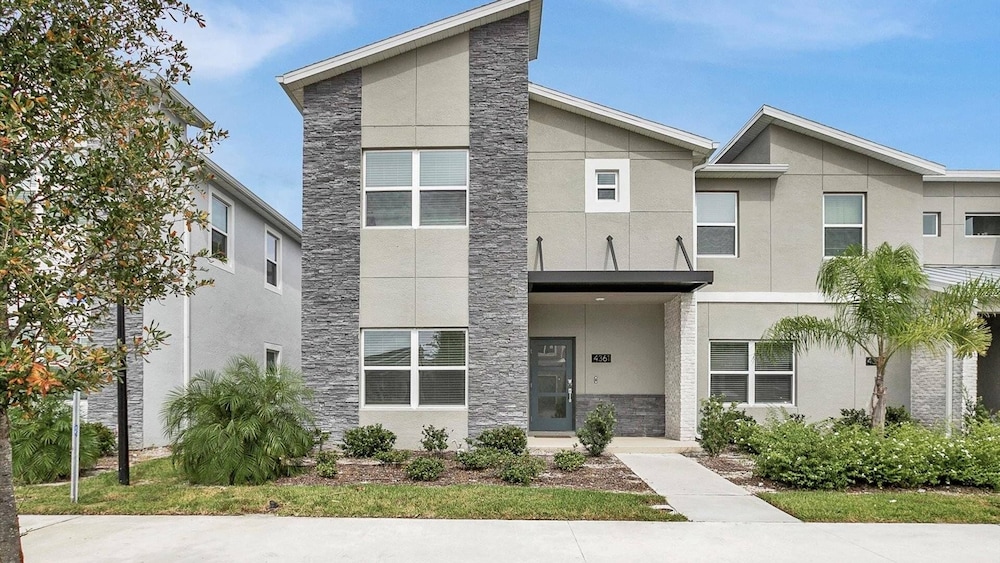 Storey Lake Resort 5 Bedroom Townhome Pet Friendly 5 Townhouse