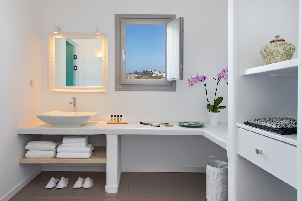 Villa Irini Fira Adults Only
