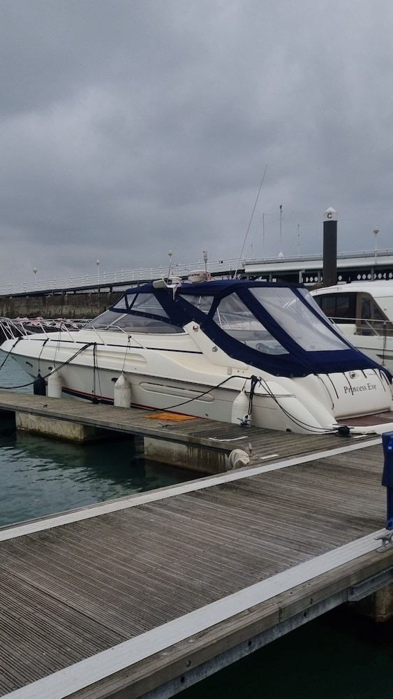 Boat Accommodation Ltd