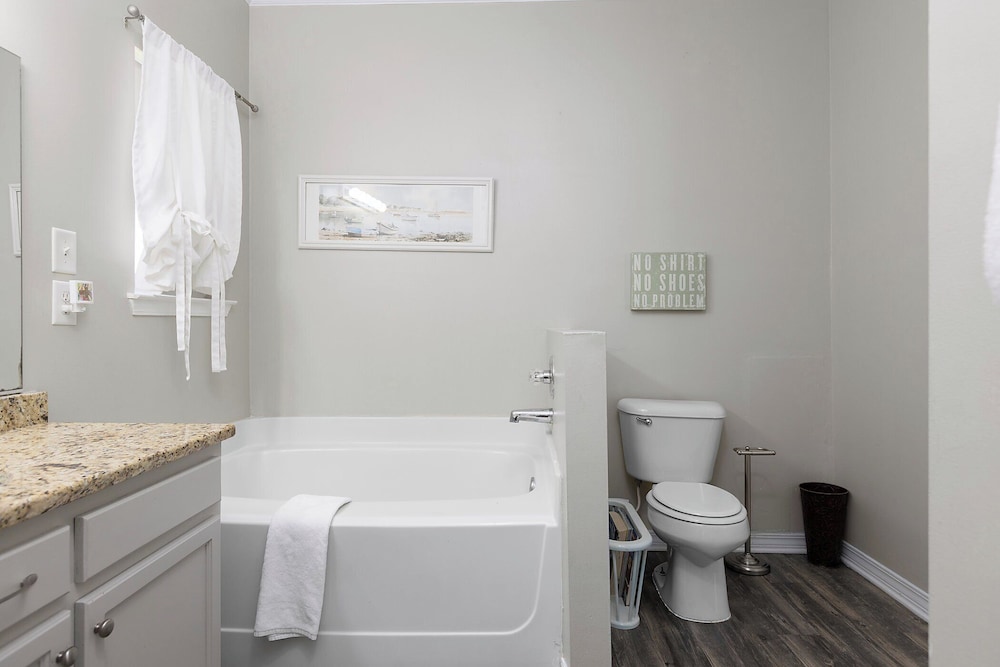 Bear Point by Southern Vacation Rentals
