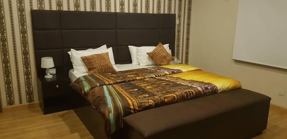 Bamboo Lounge and Guesthouse view 4