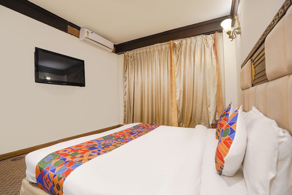 Fabhotel Nfc Royale