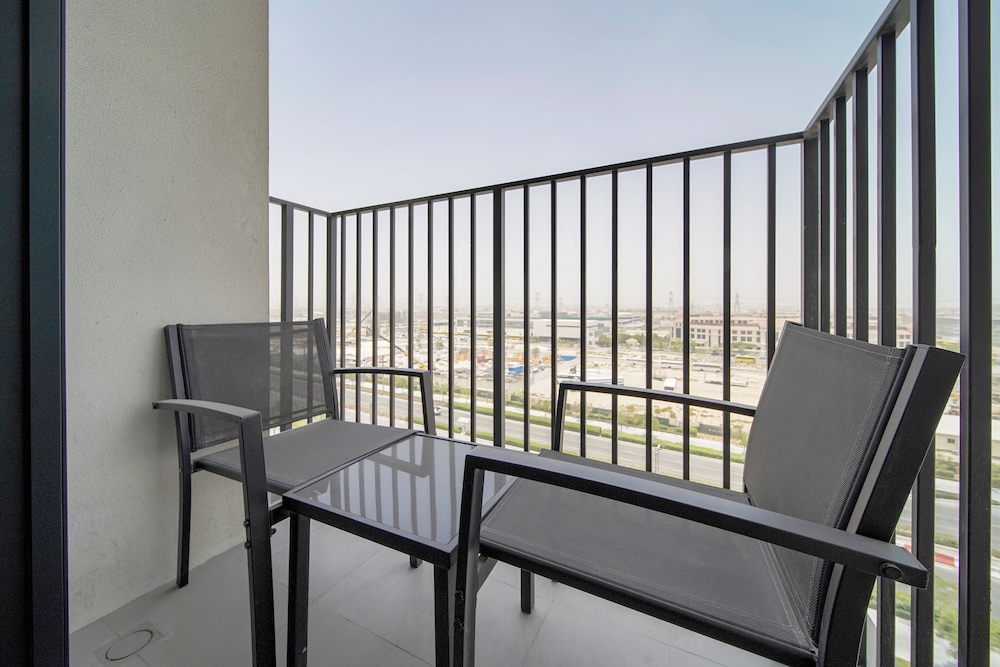 PVH - 2BR Golfville Dubai Hills