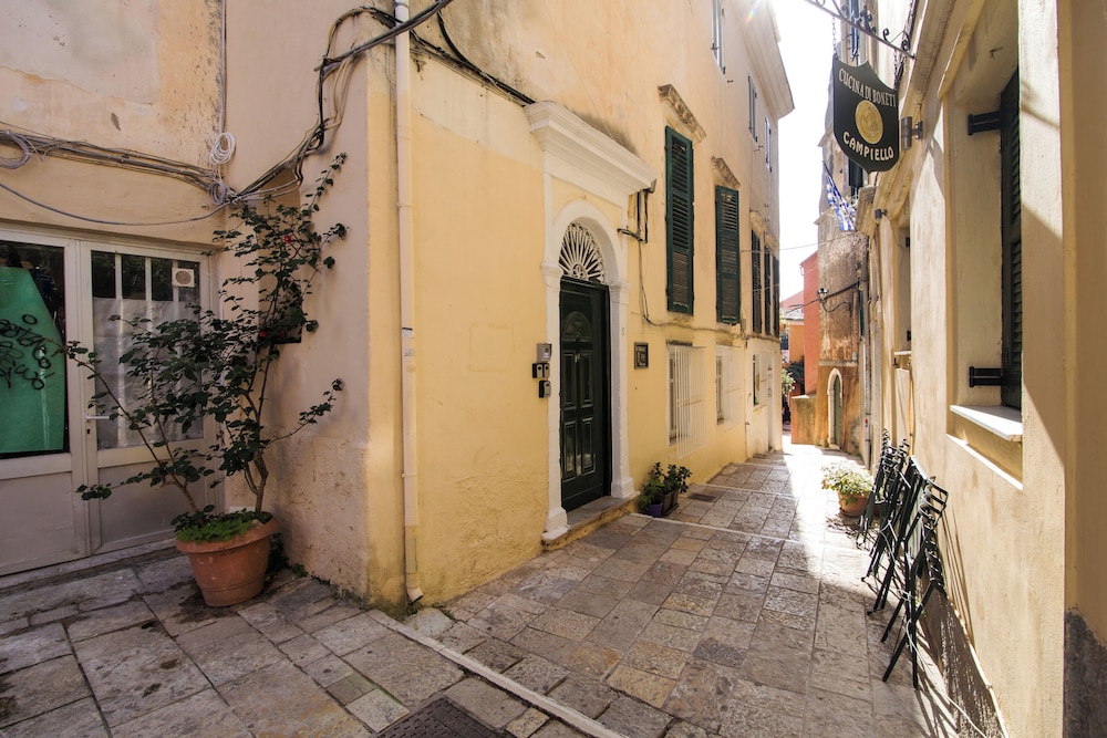 Campiello Urban Nest by Corfuescapes