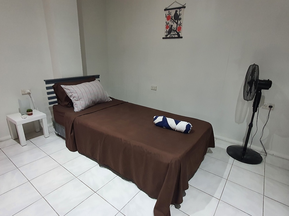 Axis Apartments