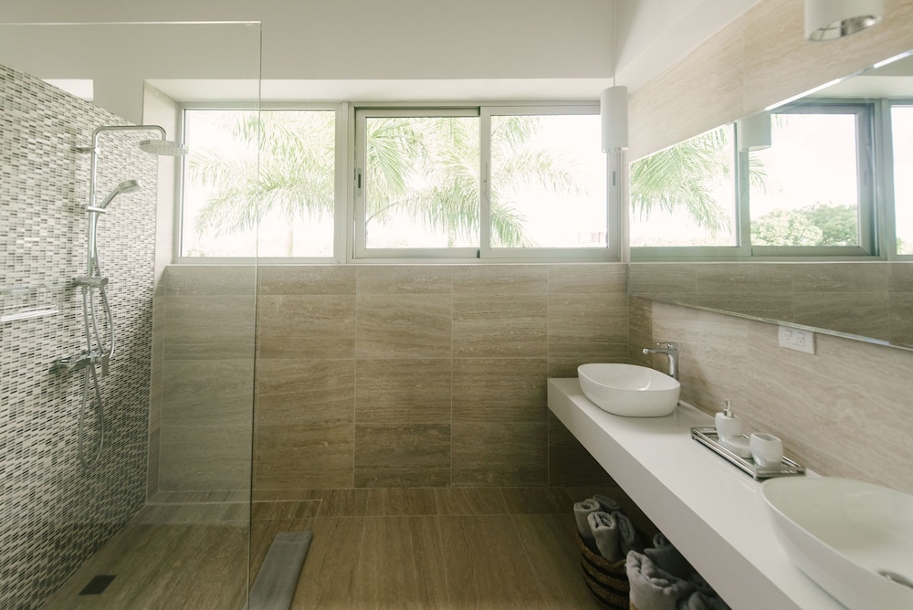 Large Cap Cana Villa at Yarari with Pool