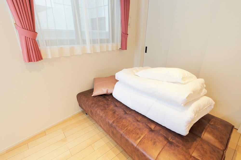 Frontier Comfort Kita-Ikebukuro by Tranova