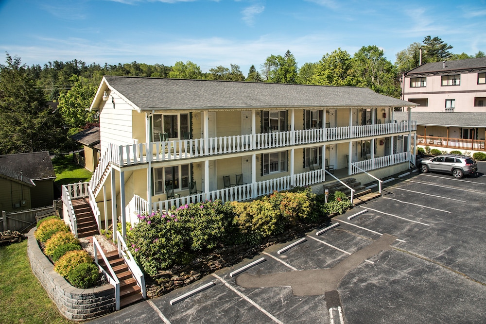 Boxwood Lodge