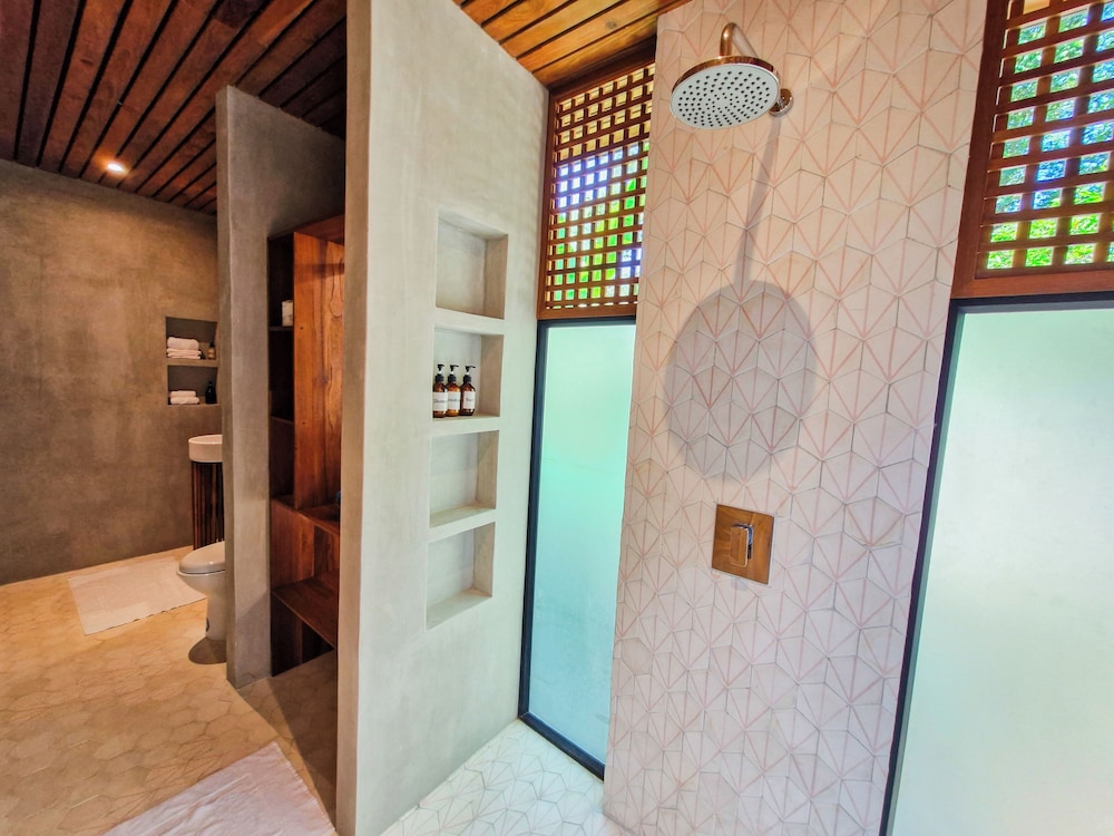 Serenity Sand Bungalow