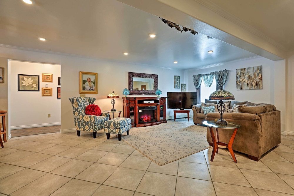Juneau Vacations - Expansive Getaway  2 Miles to Mendenhall Glacier! - Property Image 40