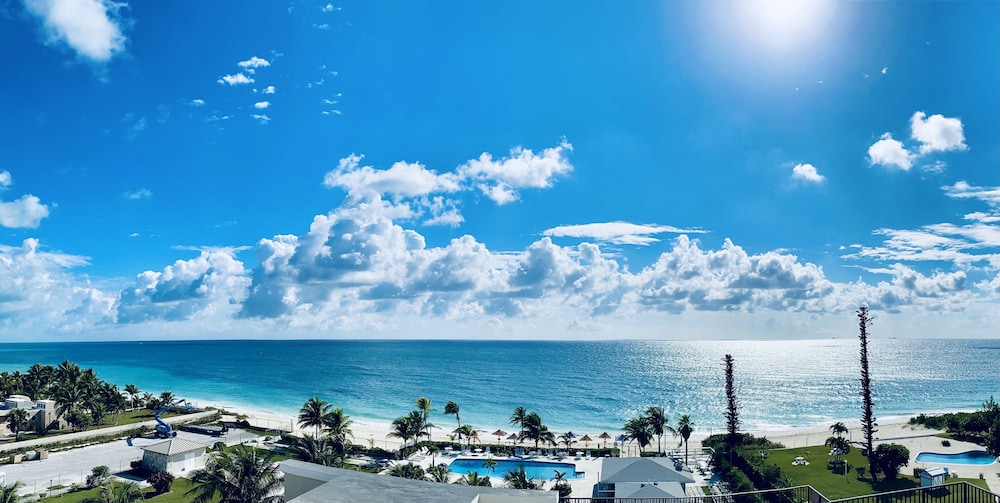 Grand Bahama Island - Freeport Vacations - The Lookout - Coral Beach - Property Image 1