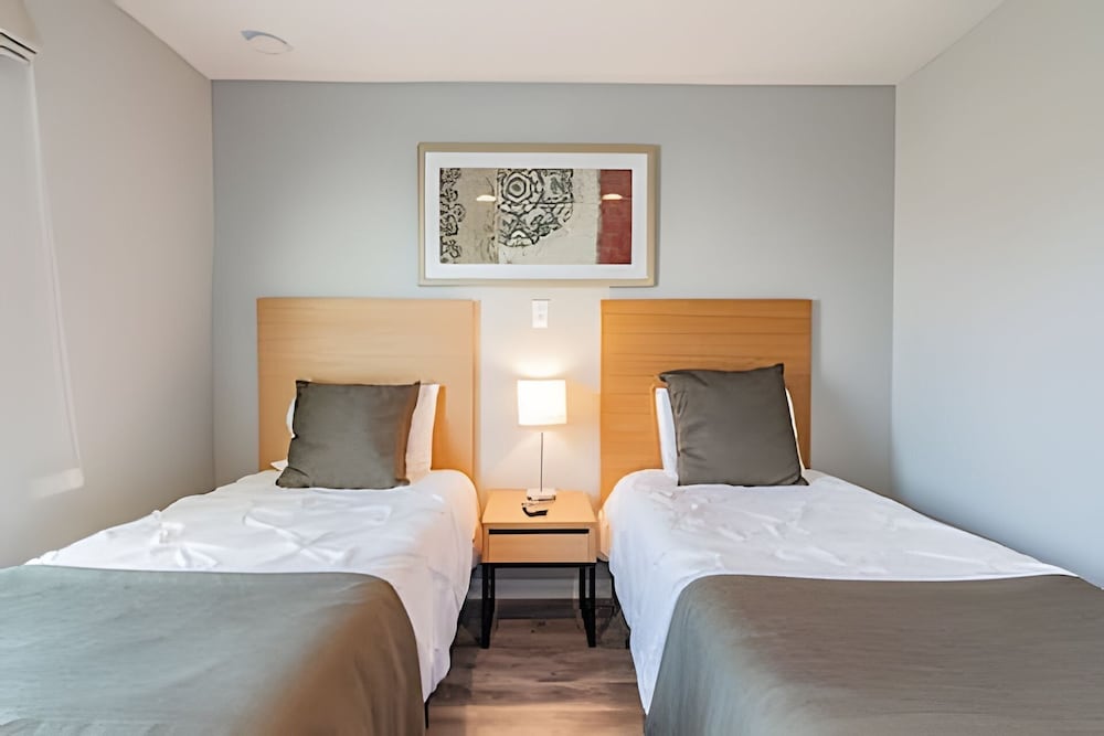 3bd/2.5ba Private Jacuzzi King Bed