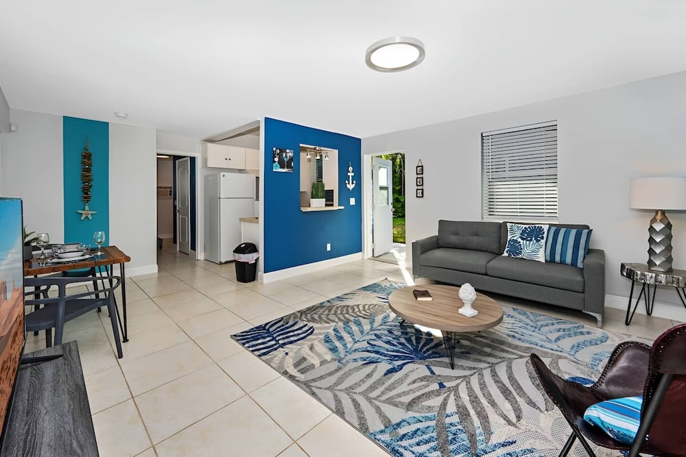 Ocean Breeze Home in Hollywood