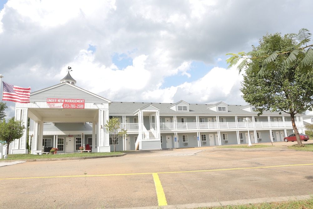 Madison Inn Lodge