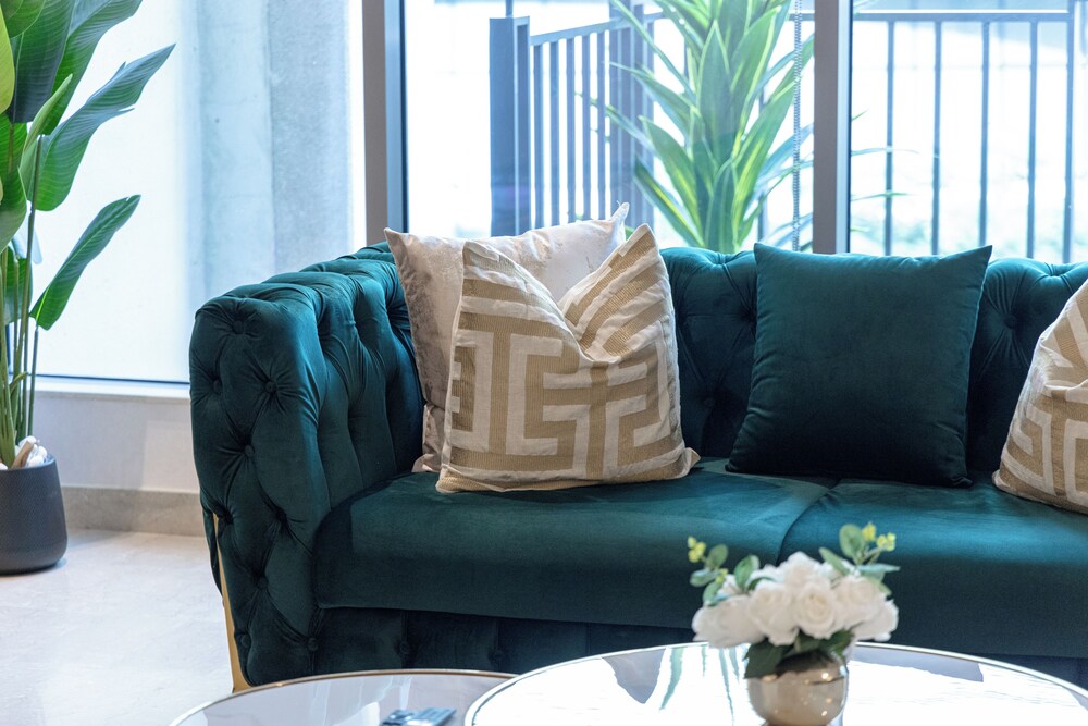 Durrani Homes - The Luxe Retreat 4BR Podium villa with private Jacuzzi and Burj Khalifa View