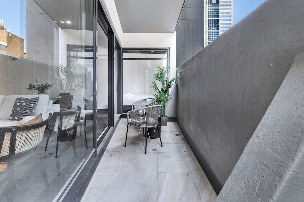 Gorgeous 3-bed in Melbourne's East End
