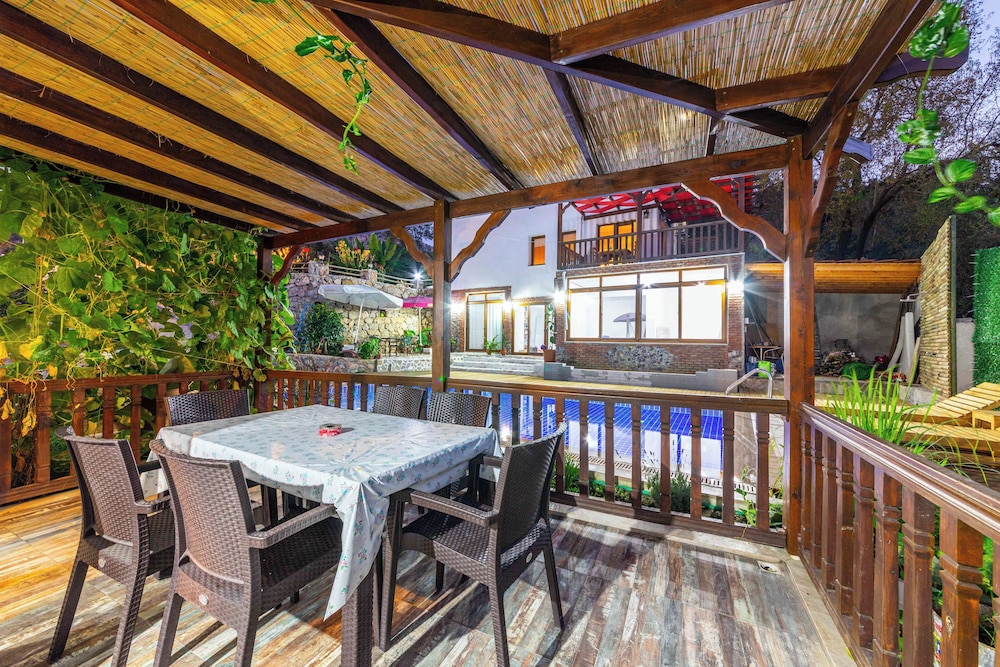 Villa Jasmin Selimiye with pool view 2